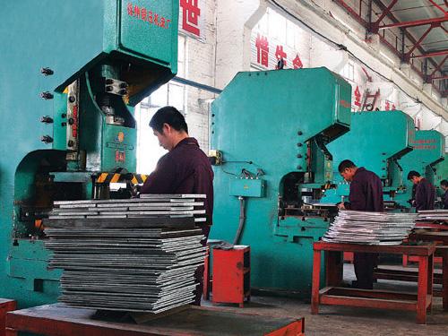 ISO9001 Hot Dip Galvanized Monopole Angle Steel Tower 3